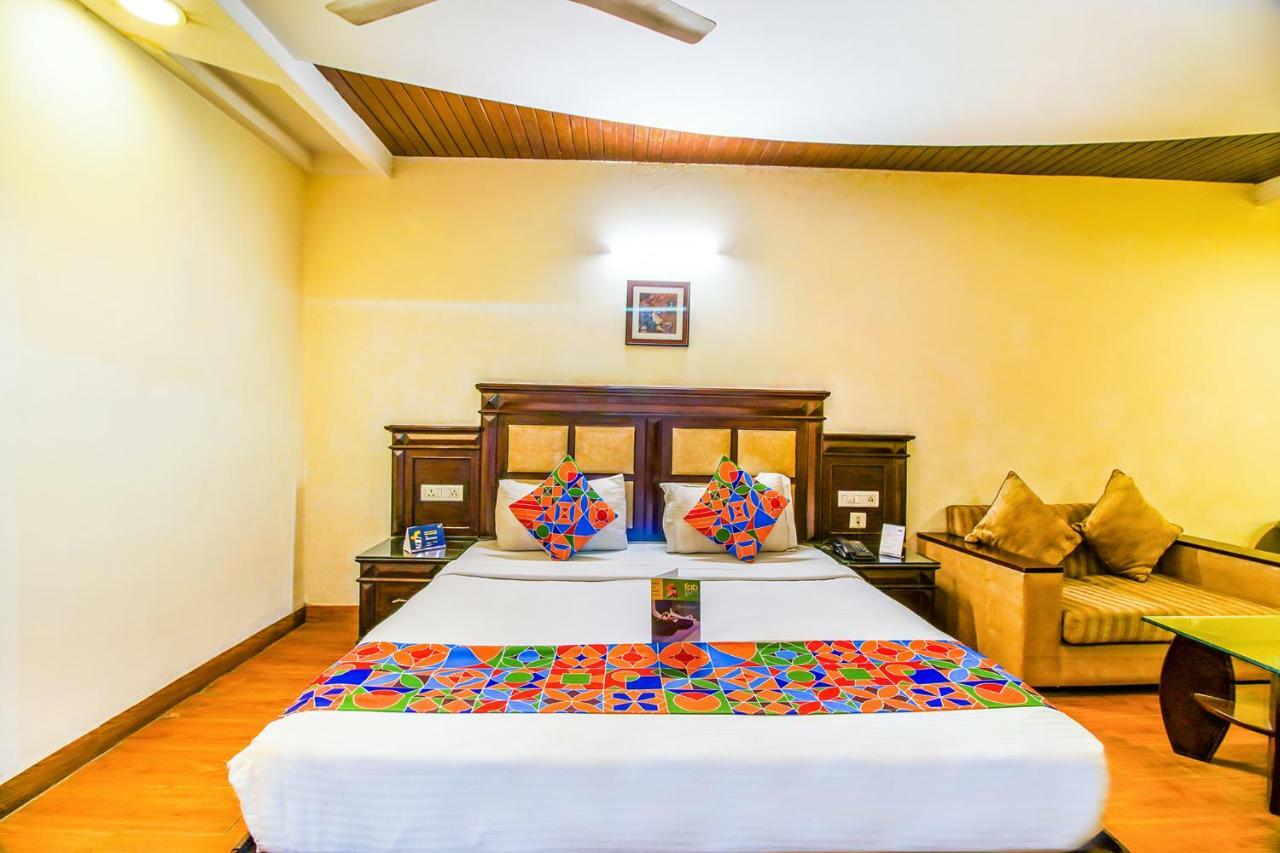Fabhotel Stay Residency Nuova Delhi Esterno foto