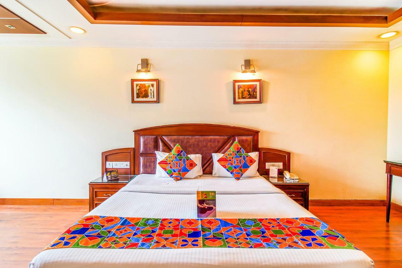 Fabhotel Stay Residency Nuova Delhi Esterno foto